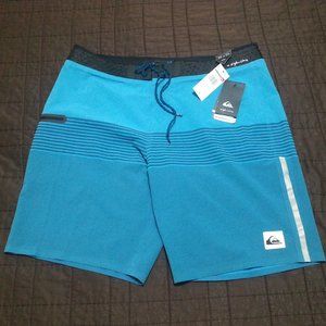 Quiksilver High Line Board Shorts Surf Swim Trunks Water Repellent- Anti-Rash